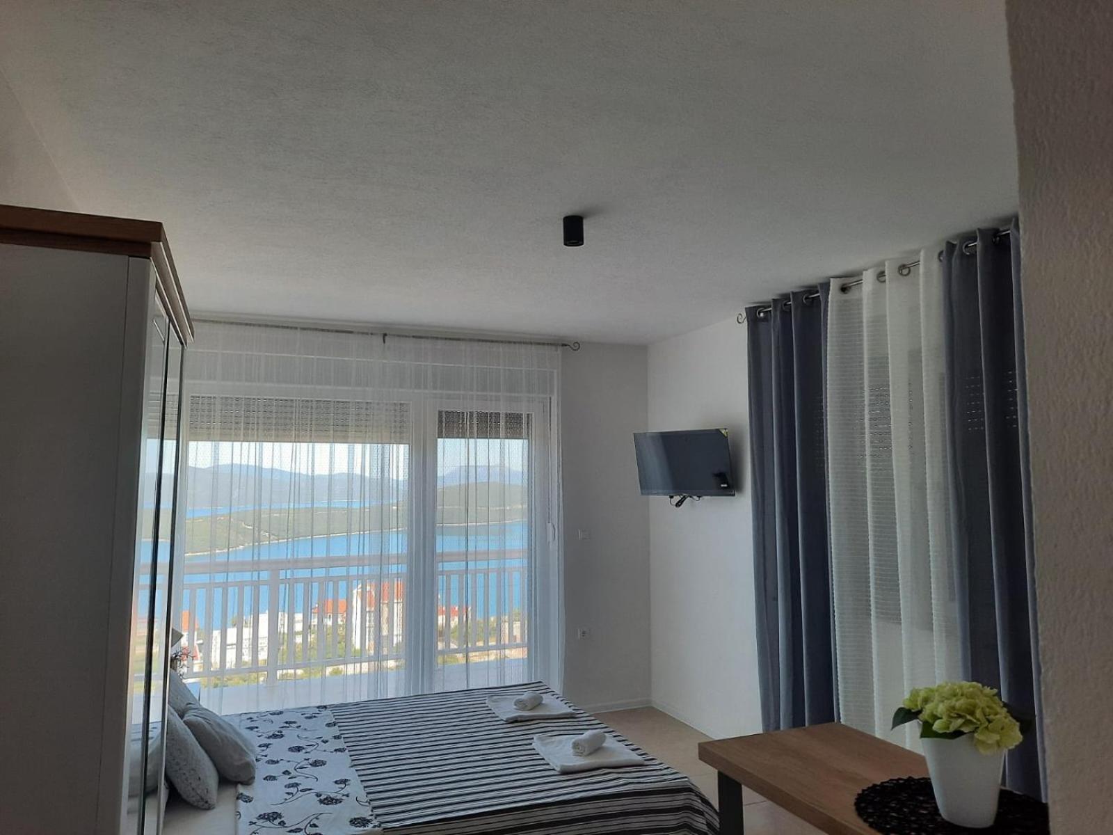 Apartmani Silentium Неум Екстериор снимка